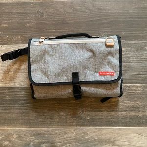 SkipHop Pronto Baby Changing Station Clutch